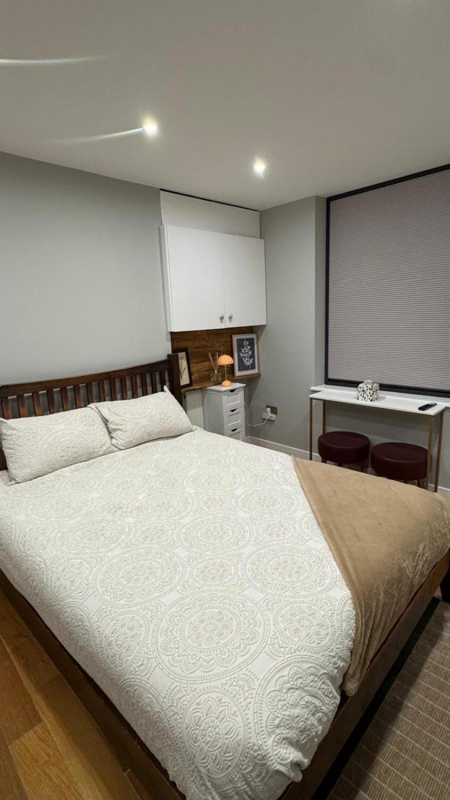 Central Apartment London Bagian luar foto